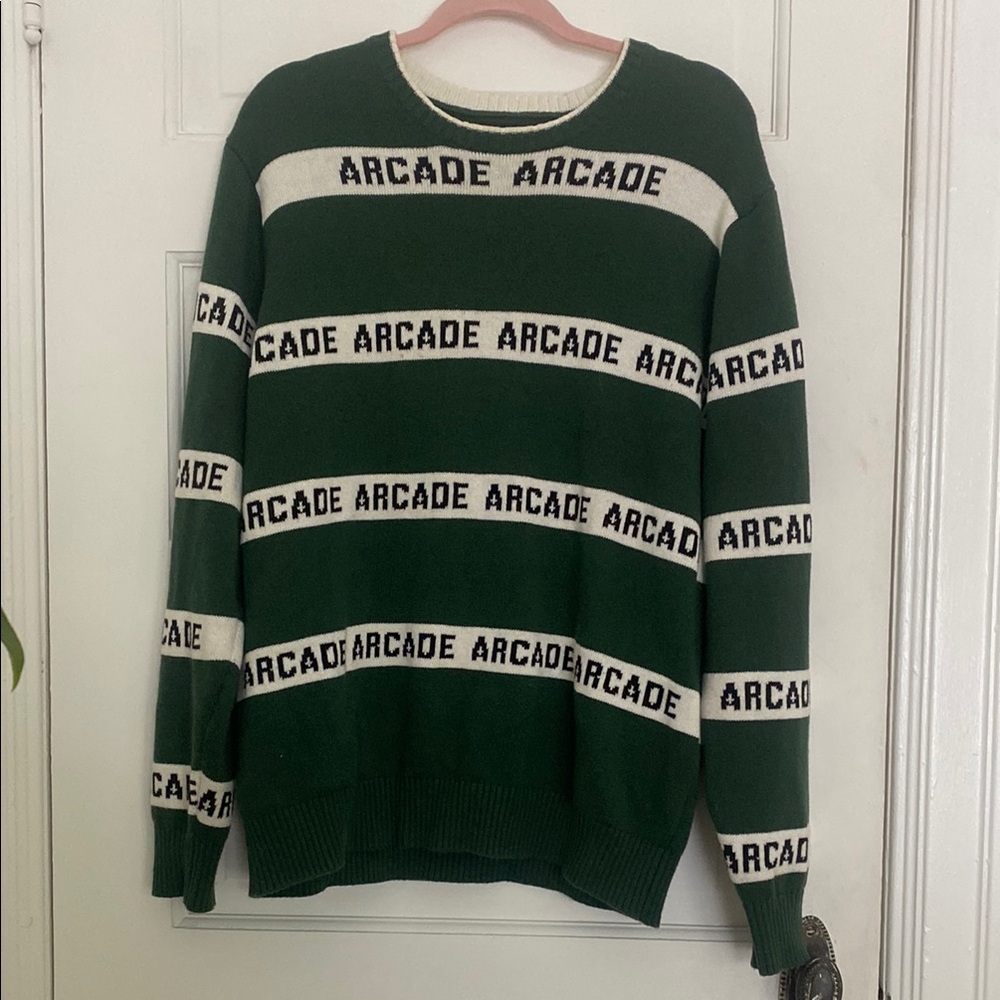 Arcade Green and White Crewneck Sweater with Striped Pattern